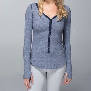 Lululemon Awesoma Henley 6 or 8 Heathered Inkwell/Inkwell